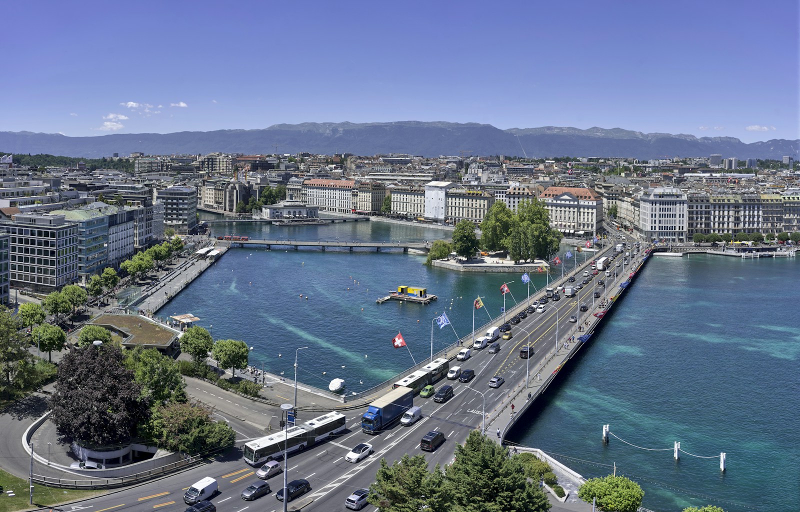 Vue du Lac Léman depuis Thonon-les-Bains, contexte d'intervention de GH Services